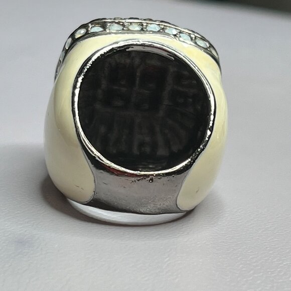 Vintage-Inspired Silver & Black Gemstone Statement Ring Clear Accents size 6.5 - Picture 5 of 7